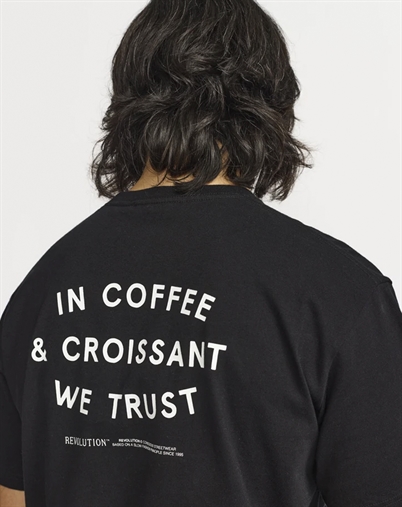 Revolution - Printed T-Shirt - Black